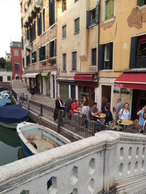 Appartamento Stin House Basilica Dei Frari *